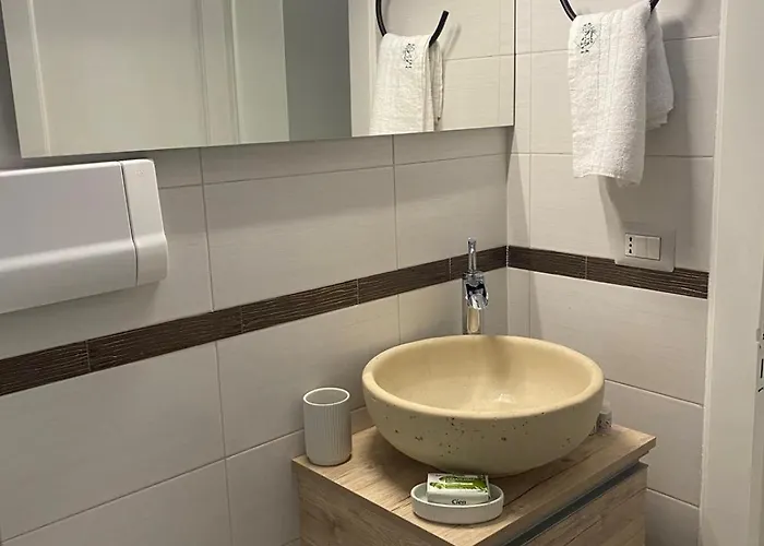 Affittacamere Dimora Lanamar